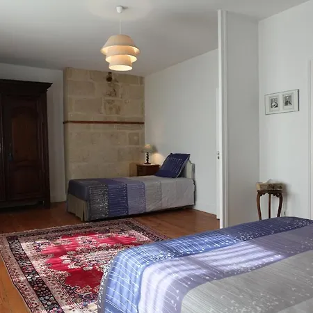 Chateau Du Beugnon Bed & Breakfast