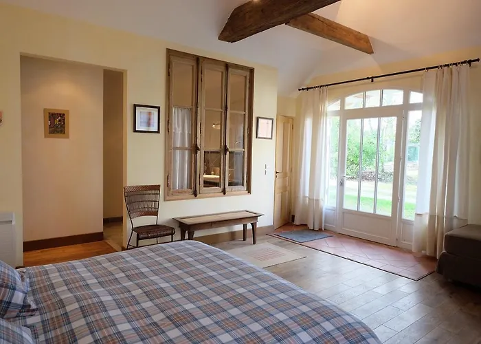 Couette-café Chateau Du Beugnon *