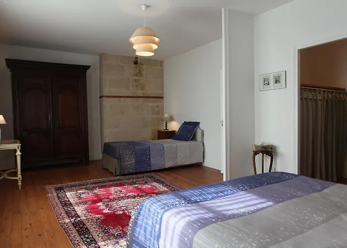 Chateau Du Beugnon Couette-café